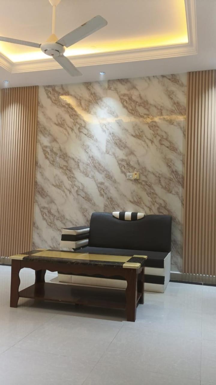 Arabian Sands Hotel فندق الرمال العربية Haima Bagian luar foto