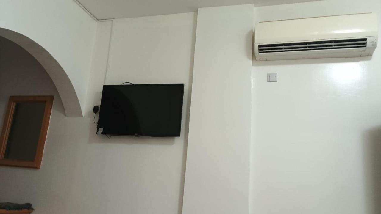 Arabian Sands Hotel فندق الرمال العربية Haima Bagian luar foto