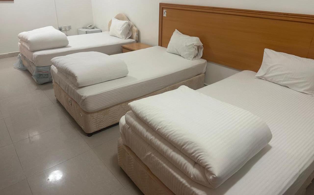 Arabian Sands Hotel فندق الرمال العربية Haima Bagian luar foto