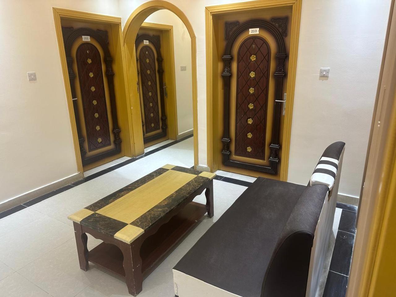 Arabian Sands Hotel فندق الرمال العربية Haima Bagian luar foto