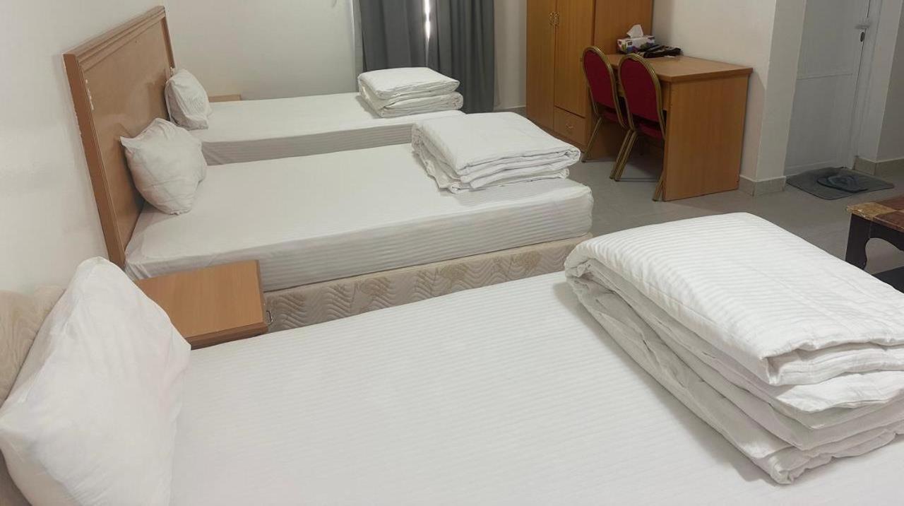 Arabian Sands Hotel فندق الرمال العربية Haima Bagian luar foto
