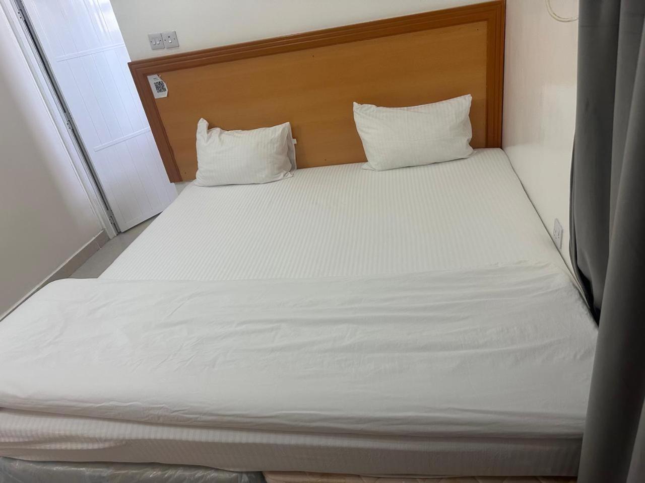 Arabian Sands Hotel فندق الرمال العربية Haima Bagian luar foto