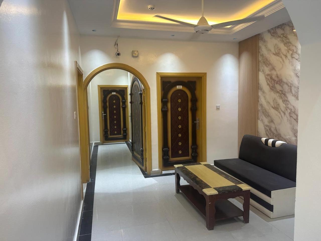 Arabian Sands Hotel فندق الرمال العربية Haima Bagian luar foto